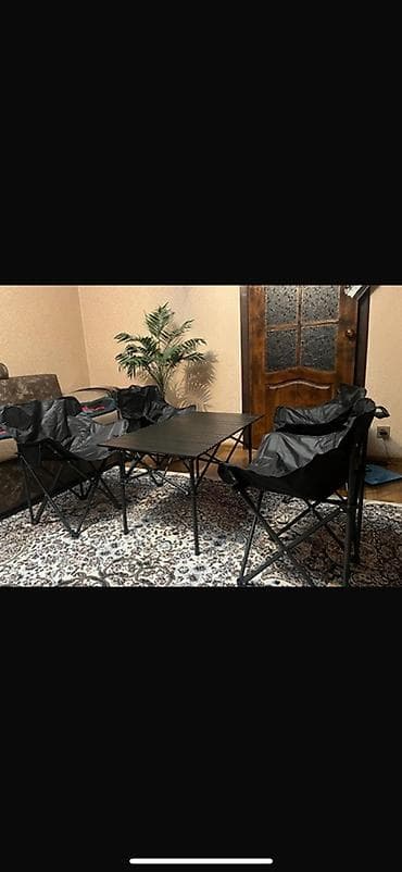 Складной комплект для отдыха/кемпинга: стол + 4 кресла - Цвет: черный