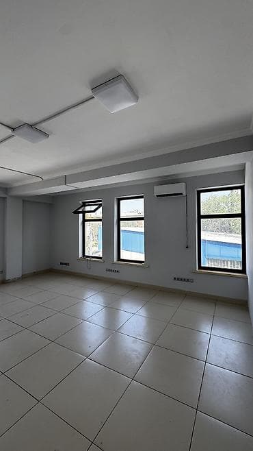 гараж ахунбаева: Сдаётся помещение : 1 кабинет+1 холл по расположению: Улица абая 18/1 — 3