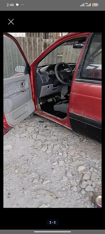 Транспорт: Mitsubishi Space Runner: 1993 г., 1.8 л, Автомат, Бензин, Минивэн — 5