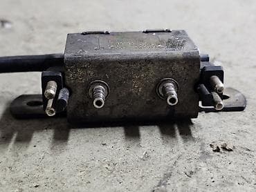 sprinter classic: Электромагнитный вакуумный клапан (переключающий клапан) — 4