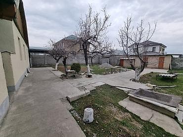 Дома: Продается кирпичный дом в тихом районе (Новопокровка) Район: начало — 5