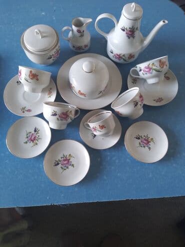 чайно кофейный набор: Продаю кофейный сервиз из 15предметов. Производство--Германия(времён — 1