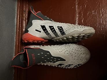 бутсы nike: Бутсы для футбола (2 пары) 1) Adidas Predator (бело‑серые с чёрными — 1