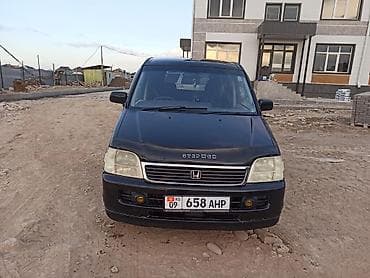 Honda Stepwgn: 2000 г.