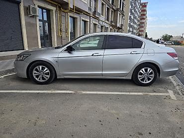 Продажа авто: Honda Accord: 2009 г., 2.4 л, Автомат, Бензин, Седан — 4