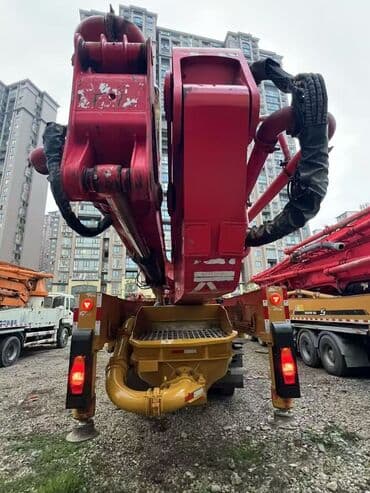 мишалка бетонный: Бетононасос, Volvo, 2021 г., более 60 м — 4