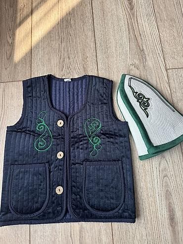 вещи из кореи: Комплект, цвет - Зеленый, Б/у — 1