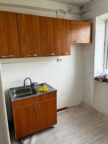 кирпичный гараж: 2 комнаты, 51 м², 104 серия, 4 этаж, Косметический ремонт — 6