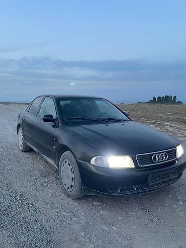 Audi A4: 1998 г., Седан — 3