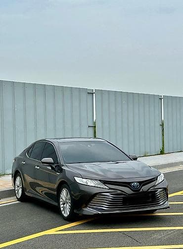 таёта кемри: Toyota Camry: 2019 г., 2.5 л, Гибрид — 2