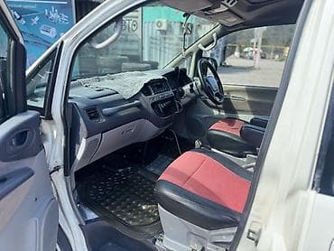 m5 cs: Mitsubishi Space Gear: 1997 г., 3 л, Автомат, Бензин, Минивэн — 7