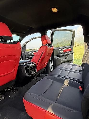 Продажа авто: Dodge Ram 1500: 2018 г., 5.7 л, Автомат, Бензин, Пикап — 6