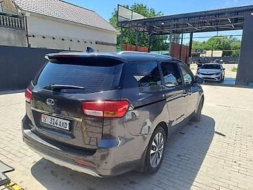 авто ээр: Kia Carnival: 2017 г., 2.2 л, Автомат, Дизель, Минивэн — 4