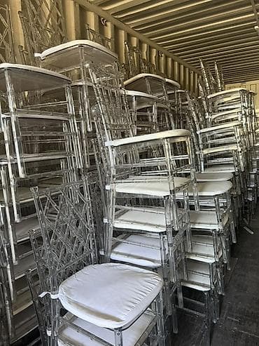 Отургучтар, табуреттер: Прозрачные стулья Chiavari (тикки/фантом) с мягкими белыми подушками — 2