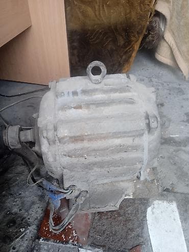 cd changer: Продаю одна фаза + 3 фаза советской, мощный надписи нету наверное 5 — 3