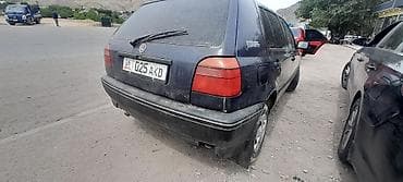 Транспорт: Volkswagen Golf: 1993 г., 1.6 л, Ручные, Бензин, Хэтчбэк — 4