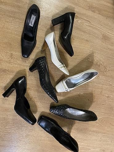 ecco 42: Продаю туфли в отличном состоянии Белые 38 р. Чёрные все кожаные — 2