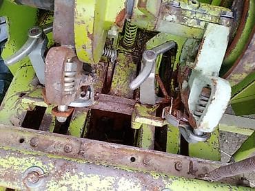 Тракторы Claas: Пресс‑подборщик CLAAS Markant 65 - Тип: поршневой тюковый — 3