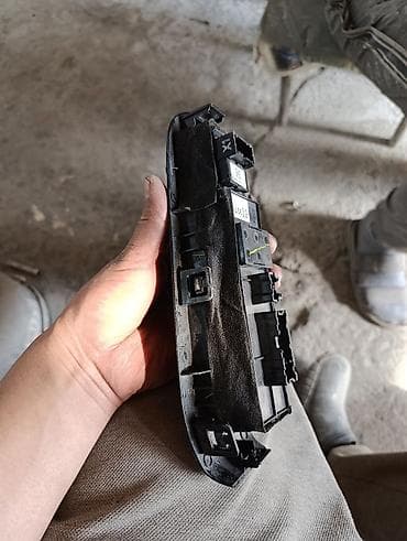 Детали салона: Дверная карта Subaru 2016 г., Б/у, Оригинал, США — 3