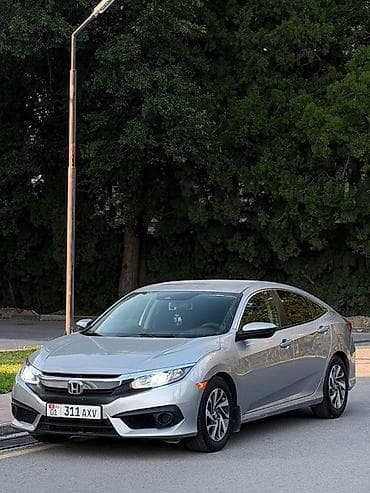 Honda Civic: 2018 г., 2 л, Вариатор, Бензин, Седан at lalafo.kg Honda Civic: 2018 г., 2 л, Вариатор, Бензин, Седан