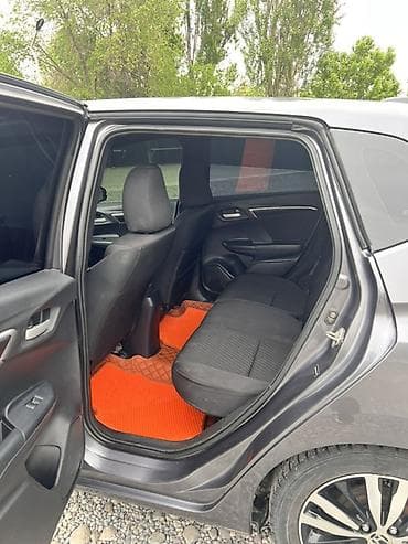 мини машина цена: Honda Fit: 2018 г., 1.5 л, Автомат, Бензин, Хэтчбэк — 4