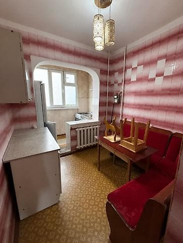 3: 3 комнаты, 82 м², Джал мкр (в т.ч. Верхний, Нижний, Средний) 105 серия, 4 этаж, Старый ремонт — 1