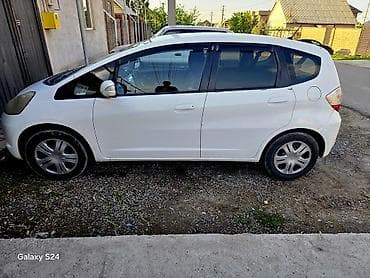 magi: Honda Jazz: 2010 г., 1.4 л, Робот, Бензин, Хэтчбэк — 3