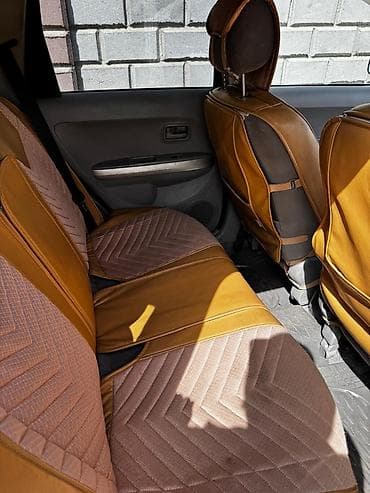 дайхатцу моби: Toyota Ist: 2003 г., 1.5 л, Автомат, Бензин, Хэтчбэк — 6