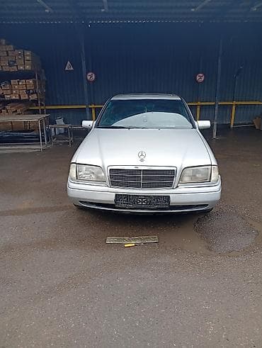 Mercedes-Benz C-Class: 1994 г., 1.8 л, Механика, Бензин, Седан