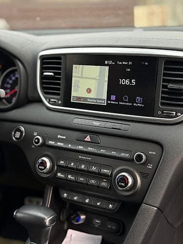 б в: Kia Sportage: 2019 г., 2 л, Автомат, Дизель, Кроссовер — 4