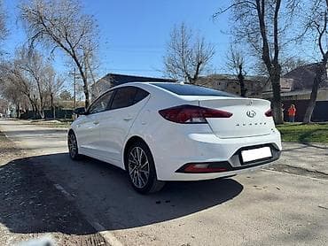 honda gets: Hyundai Avante: 2019 г., 1.6 л, Вариатор, Бензин, Седан — 5