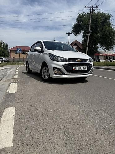 Chevrolet Spark: 2020 г., 1 л, Бензин, Хэтчбэк