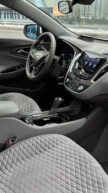 Chevrolet Malibu: 2019 г., Автомат, Седан — 2