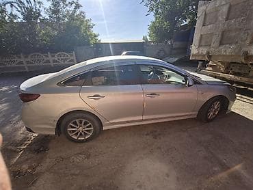 nissan altima 2017: Hyundai Sonata: 2018 г., Автомат, Бензин, Седан — 3