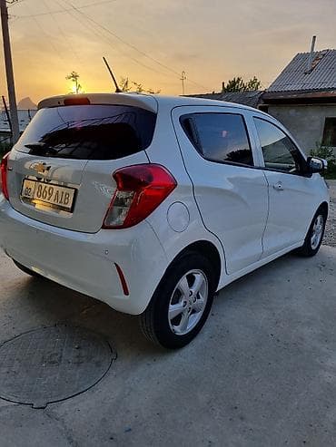matiz 1: Chevrolet Spark: 2019 г., 0.1 л, Автомат, Бензин, Хэтчбэк — 3