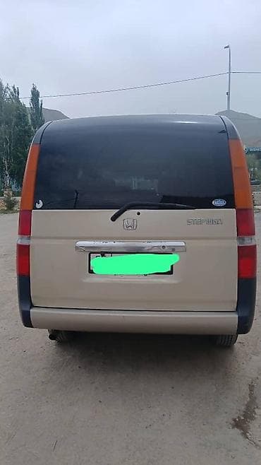 aydi c4: Honda Stepwgn: 2002 г., 2 л, Автомат, Бензин, Минивэн — 4