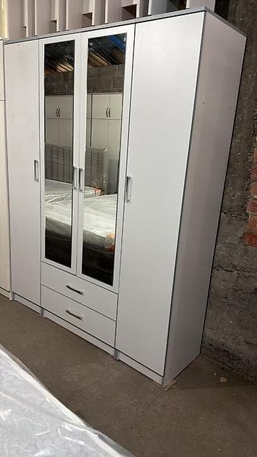 Шифоньер, шкаф для одежды, Прямой, ЛДСП at lalafo.kg Шифоньер, шкаф для одежды, Прямой, ЛДСП