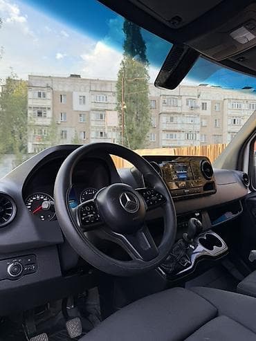 Mercedes‑Benz Sprinter (длинная база, высокий потолок), белый цвет — 8