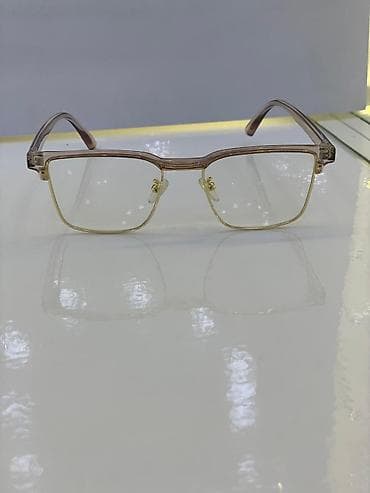 Оправа для очков с прямоугольными линзами - Форма: прямоугольная