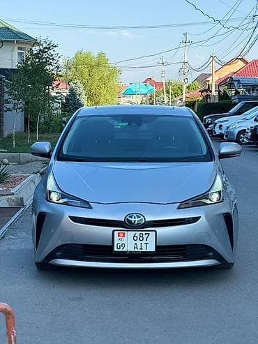 1: Toyota Prius: 2021 г., 1.8 л, Робот, Гибрид, Лифтбек — 4