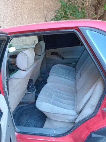 форт транзит фургон: Volkswagen Passat: 1989 г., 1.8 л, Механика, Бензиновая, Седан — 9