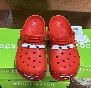 Детская обувь: Crocs Lightning McQueen (Молния Маккуин) Почувствуй скорость и — 4