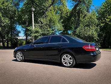 Транспорт: Mercedes-Benz E-Class: 2010 г., 1.8 л, Автомат, Бензин, Седан — 3