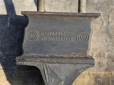 двигател на спринтер: Подушка мотора Mercedes-Benz 1998 г., Б/у, Оригинал, Германия — 3