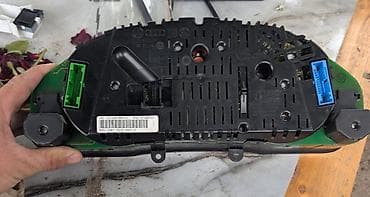 чехлы бу: Щиток приборов Audi 1999 г., Б/у, Оригинал, Германия — 2