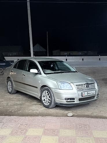 Продажа авто: Toyota Avensis: 2004 г., 2 л, Бензин, Седан — 4