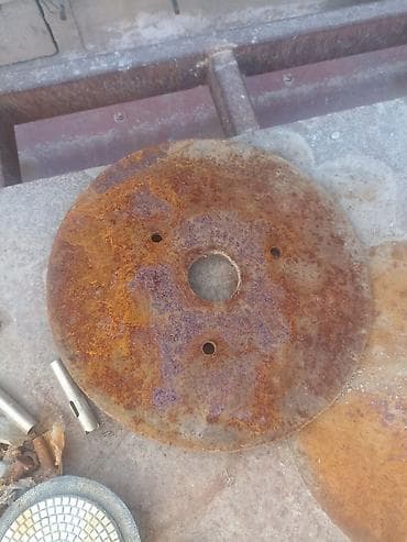 регулируемый стол для компьютера: Камнерезный/шлифовальный узел с поворотной консолью на столе - — 2