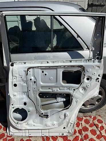 жесткий цепка: Дверь Задняя левая Toyota, Б/у, Оригинал — 6