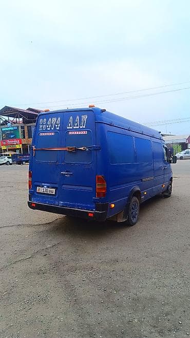 компрессоры б у: Легкий грузовик, Mercedes-Benz — 4