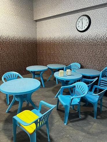 small table: Пластиковый стол, Б/у, Круглый, Самовывоз, Платная доставка, цвет - Синий — 2